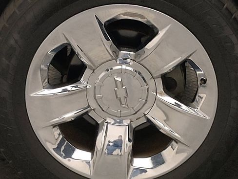 Used 2017 Chevrolet Tahoe LT image 31