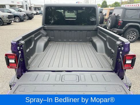 New 2026 Jeep Gladiator Sport AWD/4WD image 27