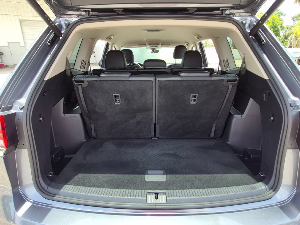Used 2025 Volkswagen Atlas SE AWD/4WD image 28