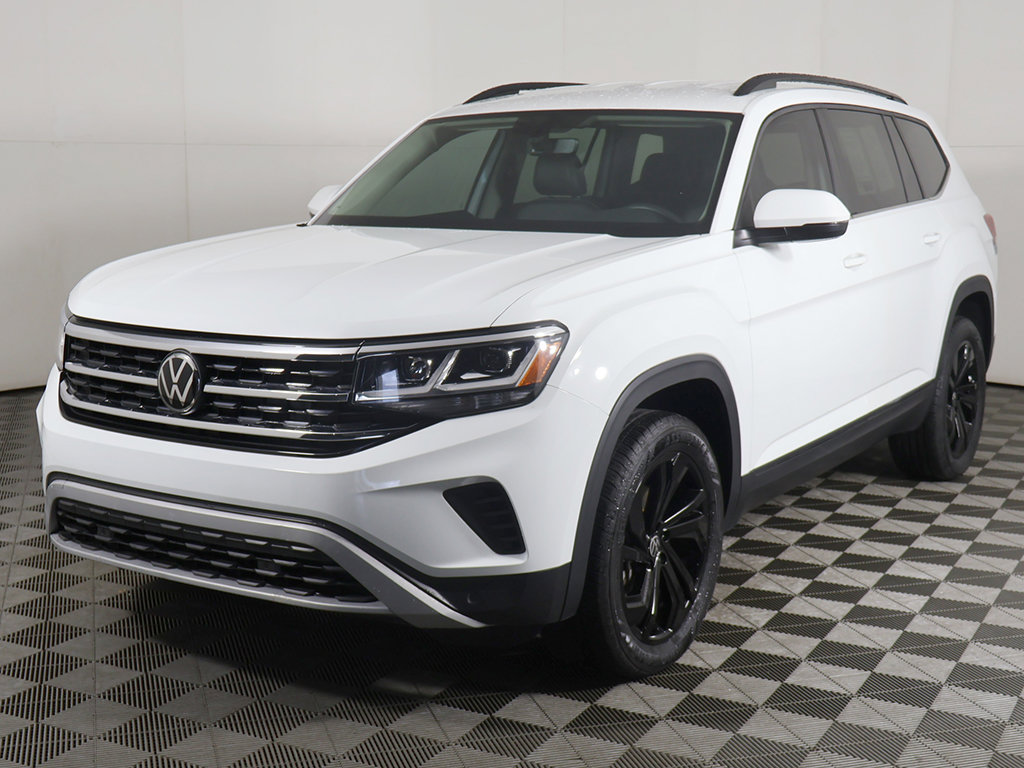 Used 2023 Volkswagen Atlas SE w/ Black Wheel Package FWD image 8