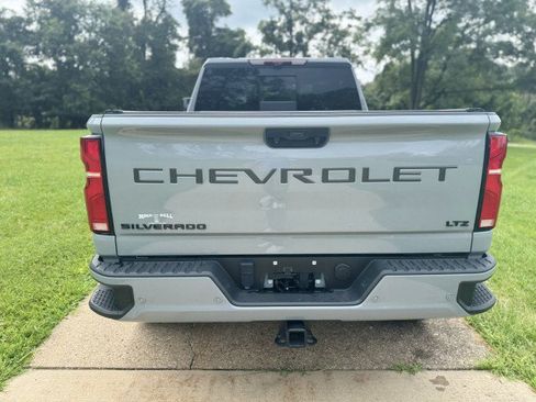 Used 2024 Chevrolet Silverado 2500 LTZ w/ LTZ Plus Package AWD/4WD image 5