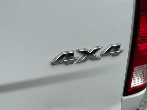Used 2016 RAM 1500 Express AWD/4WD image 5