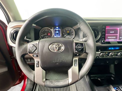 Used 2022 Toyota Tacoma SR5 image 17