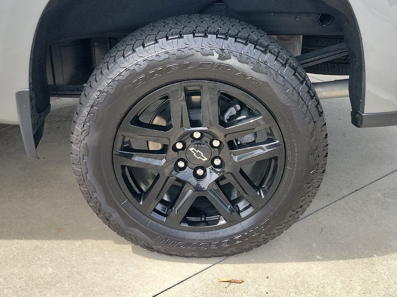 Certified 2026 Chevrolet Silverado 1500 Custom Trail Boss AWD/4WD image 5