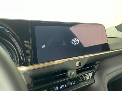 New 2026 Toyota Crown Signia AWD/4WD image 5