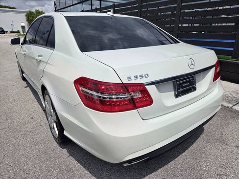 Used 2010 Mercedes-Benz E 350 Sedan image 11