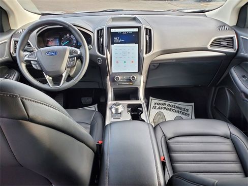 Certified 2024 Ford Edge SEL w/ Convenience Package image 7