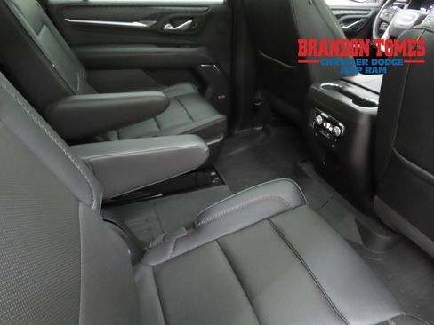 Used 2023 GMC Yukon XL Denali w/ LPO, Floor Liner Package AWD/4WD image 23