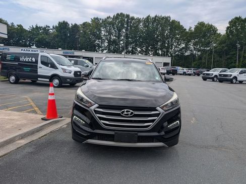 Used 2018 Hyundai Tucson Sport FWD image 8