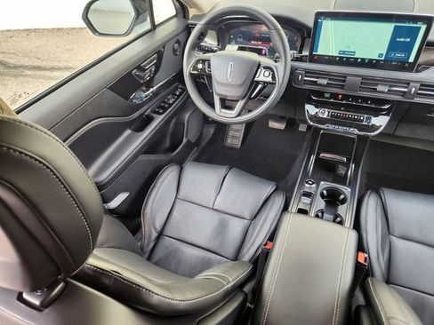 New 2026 Lincoln Corsair Reserve image 10