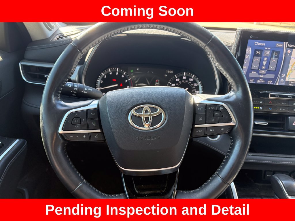 Used 2021 Toyota Highlander Platinum AWD/4WD image 21
