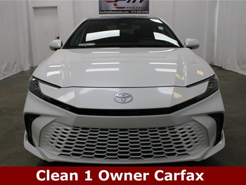 Used 2025 Toyota Camry XSE image 2