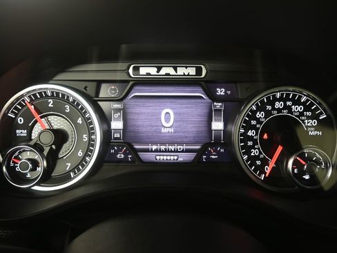 Used 2022 RAM 1500 Laramie image 25