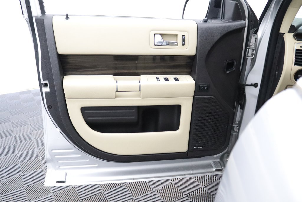 Used 2019 Ford Flex SEL w/ Equipment Group 202A AWD/4WD image 14