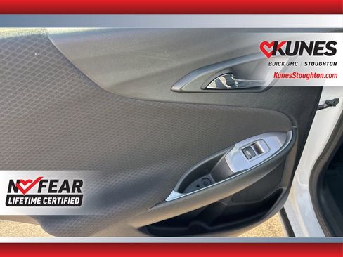 Used 2024 Chevrolet Malibu LT image 37