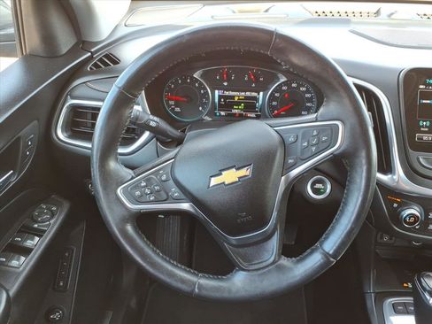Used 2018 Chevrolet Equinox Premier image 20