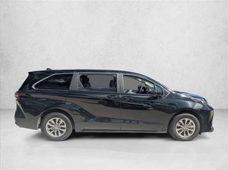 Certified 2025 Toyota Sienna LE video 4