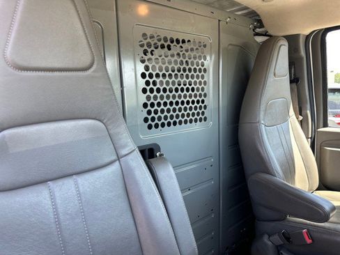 Used 2021 Chevrolet Express 2500 w/ Communications Package image 32