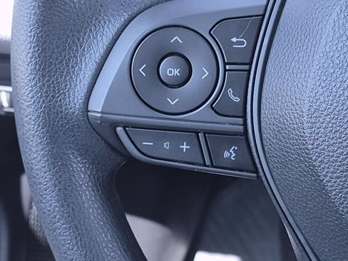 Used 2021 Toyota Corolla LE w/ Carpet Mat Package (TMS) FWD image 23
