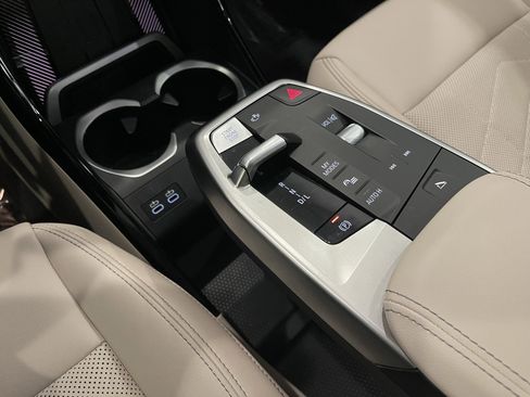 Used 2025 BMW X1 xDrive28i w/ Convenience Package image 18