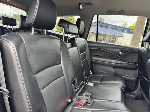 Used 2017 Honda Pilot EX-L image 12