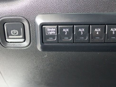 Used 2023 Chevrolet Silverado 3500 W/T w/ WT Fleet Convenience Package image 21