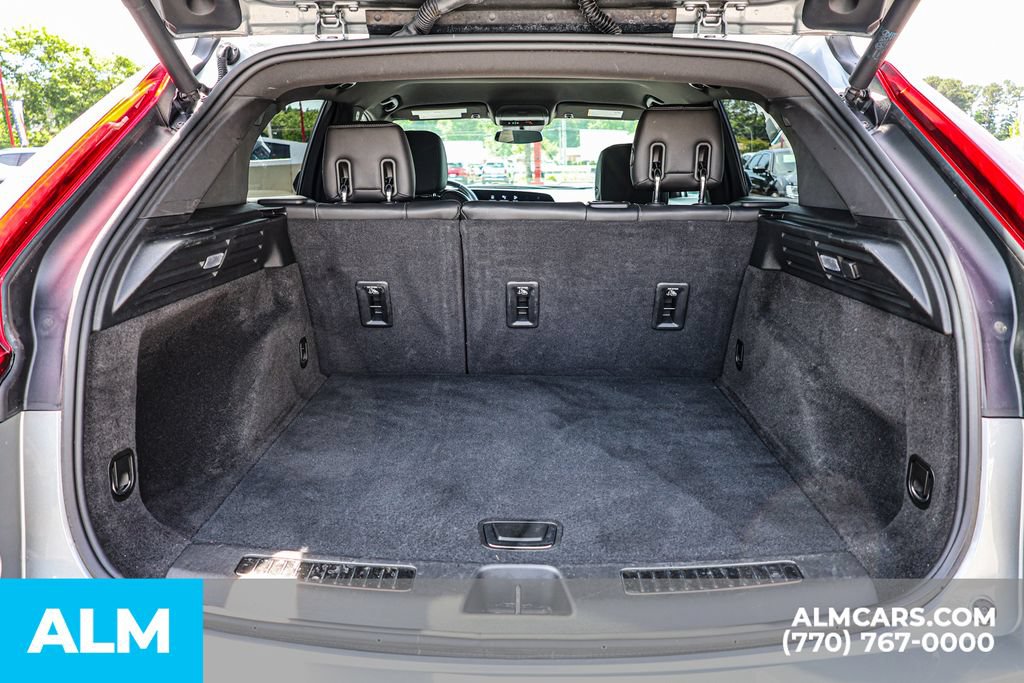 Used 2024 Cadillac XT4 Premium Luxury FWD image 22