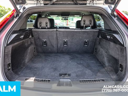 Used 2024 Cadillac XT4 Premium Luxury FWD image 22