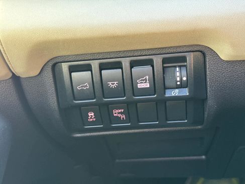 Used 2020 Subaru Ascent Limited w/ Technology Package image 24