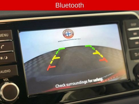 Used 2025 Nissan Versa SV FWD image 6