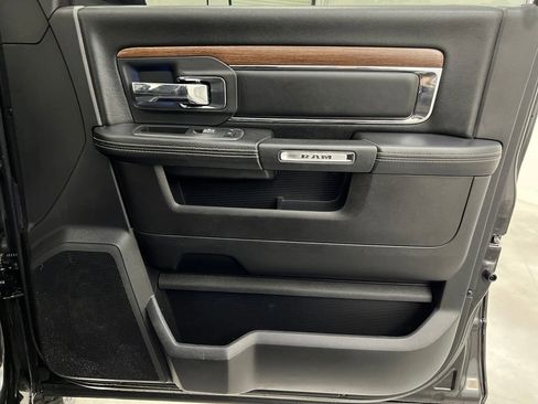 Used 2018 RAM 2500 Laramie image 27