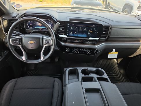 Certified 2024 Chevrolet Silverado 1500 LT RWD image 8