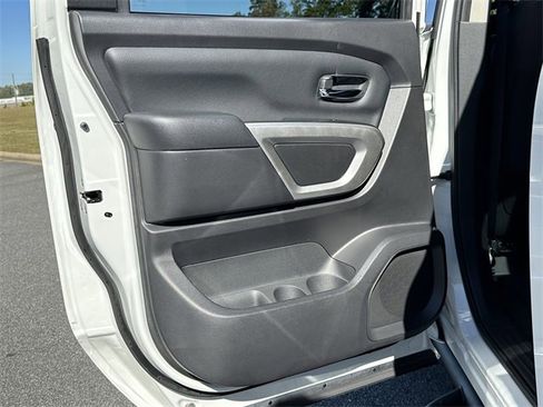 Used 2024 Nissan Titan SV w/ Accessory Utility Package image 22