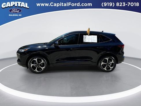 Certified 2024 Ford Escape ST-Line Select w/ Tech Pack #2 AWD/4WD image 5