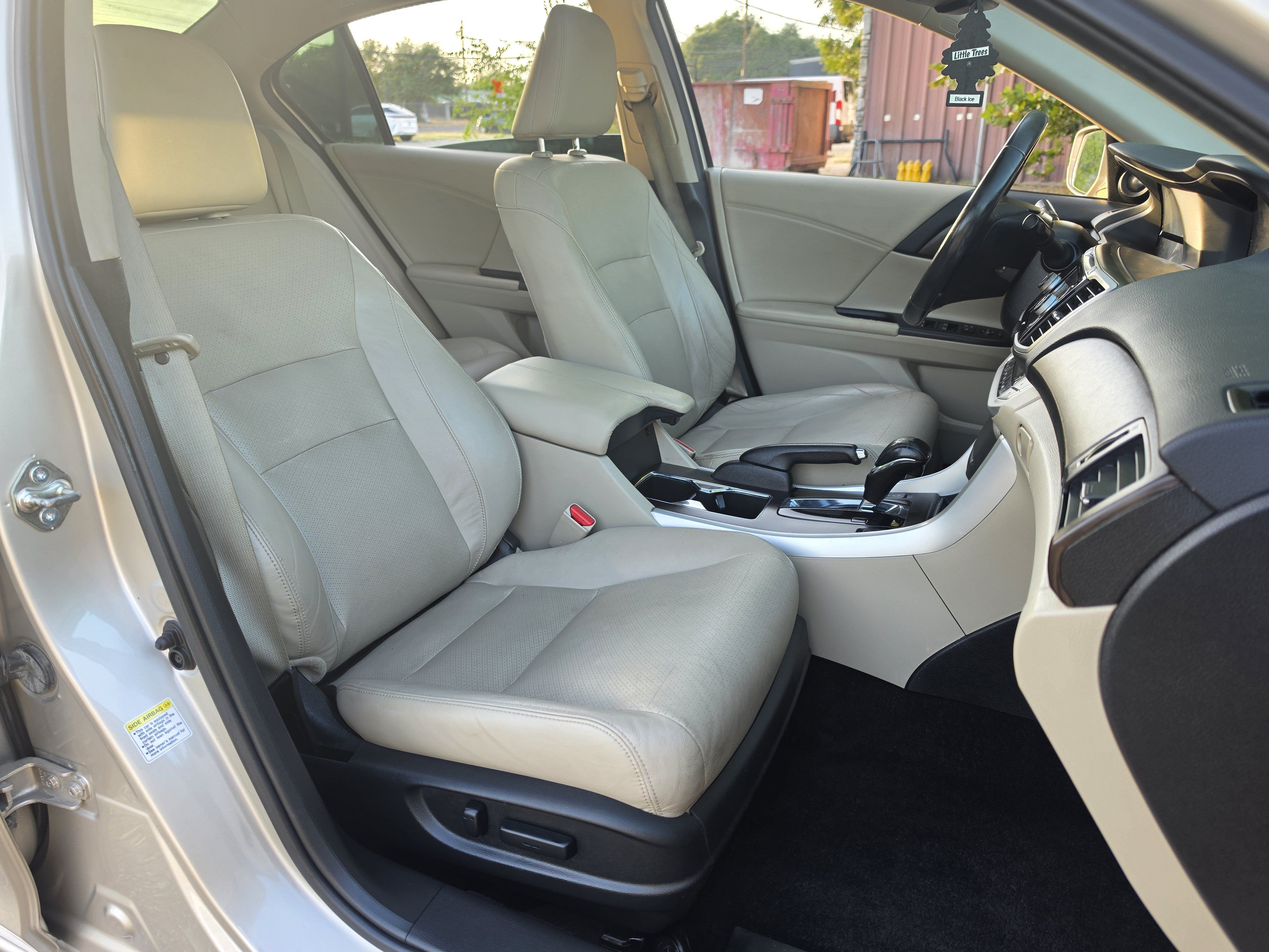 Used 2015 Honda Accord EX-L image 14