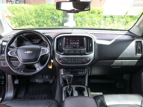 Used 2020 Chevrolet Colorado LT w/ Colorado RST Special Edition image 29