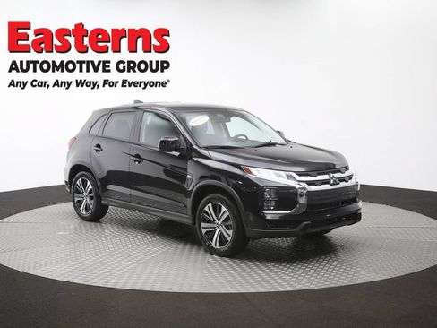 Used 2025 Mitsubishi Outlander Sport LE AWD/4WD image 47