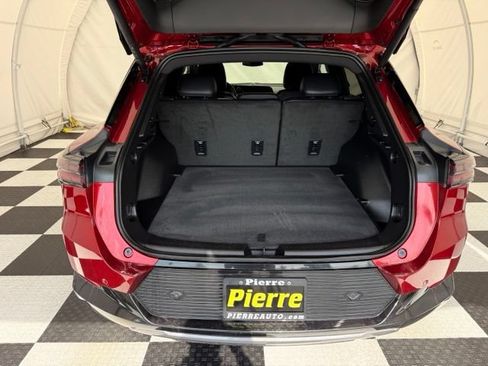 Used 2024 Chevrolet Equinox EV LT AWD/4WD image 4