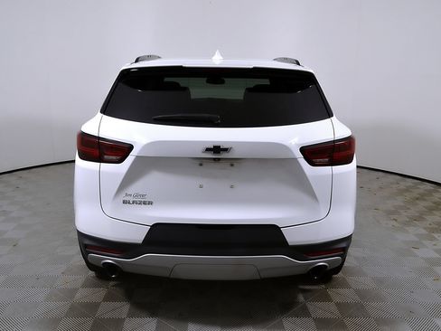 Used 2024 Chevrolet Blazer LT w/ Convenience Package FWD image 8