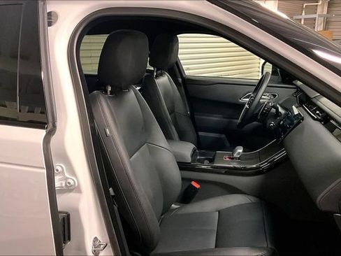 Certified 2026 Land Rover Range Rover Velar Dynamic SE AWD/4WD image 6