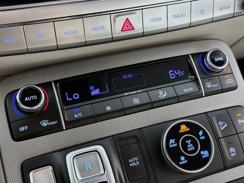 Used 2022 Hyundai Palisade SEL w/ Premium Package AWD/4WD image 19