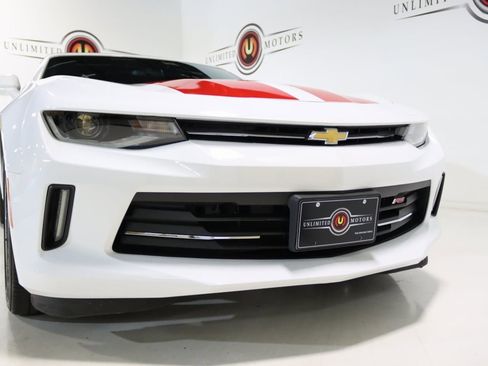 Used 2018 Chevrolet Camaro LT w/ RS Package image 63