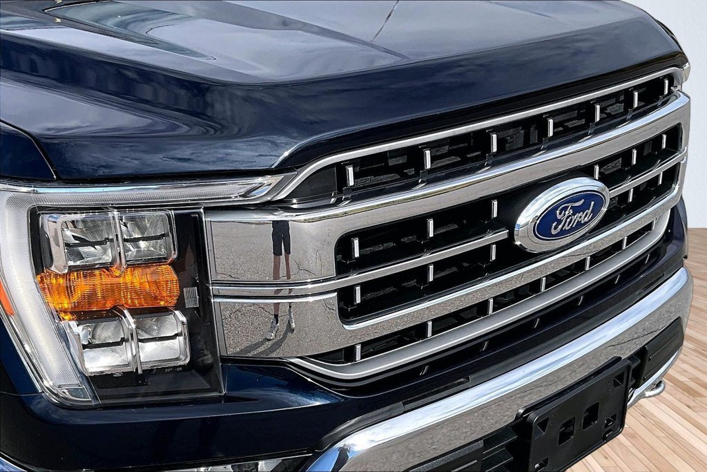 Used 2023 Ford F150 Lariat w/ FX4 Off-Road Package AWD/4WD image 26