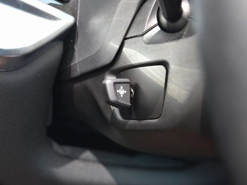 Used 2024 BMW X5 xDrive50e image 37