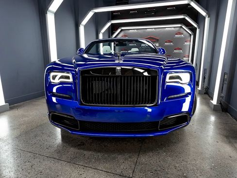 Used 2021 Rolls-Royce Dawn RWD image 5