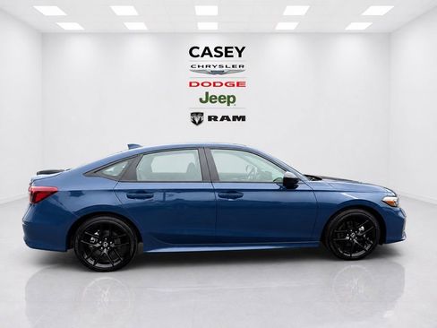 Used 2025 Honda Civic Sport image 5