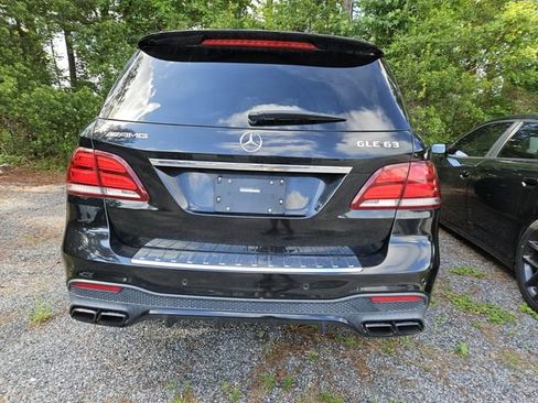 Used 2016 Mercedes-Benz GLE 63 AMG 4MATIC image 8