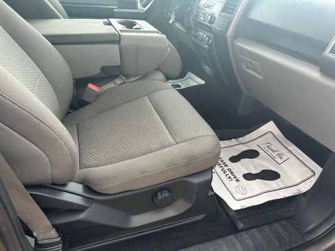 Used 2018 Ford F150 XLT w/ XTR Package image 12
