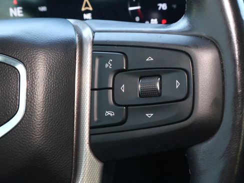 Used 2023 GMC Yukon XL Denali image 27