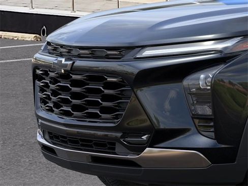 New 2026 Chevrolet Trax ACTIV w/ Sunroof Package FWD image 13